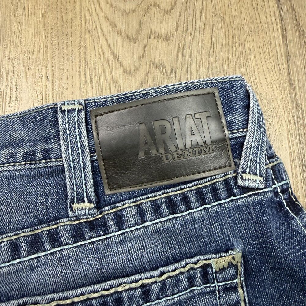 Ariat M2 Jeans Mens 38x31 Blue Relaxed Boot Cut Denim Western Cowboy Casual - Picture 8 of 12